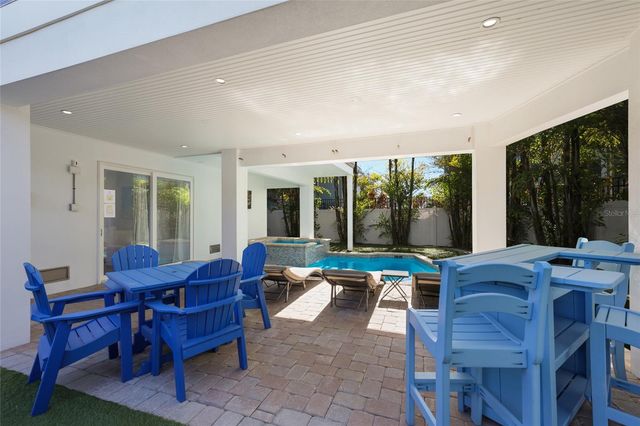 206 CHURCH AVENUE, Bradenton Beach, FL 34217