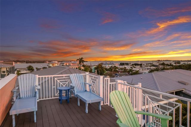 206 CHURCH AVENUE, Bradenton Beach, FL 34217