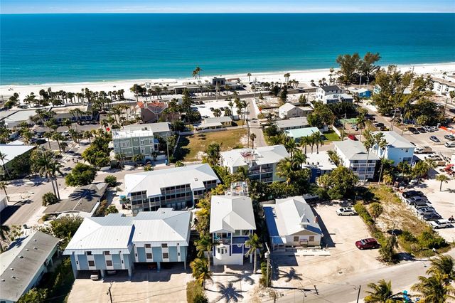 206 CHURCH AVENUE, Bradenton Beach, FL 34217