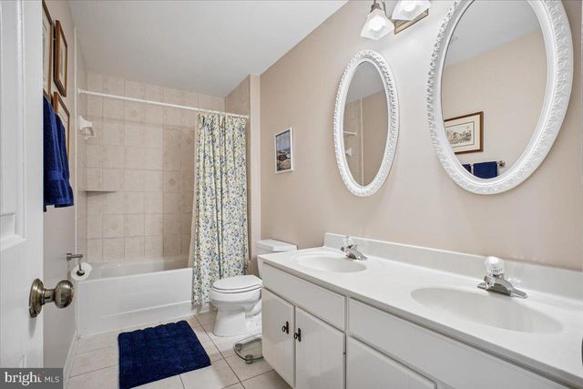 5705 PATRICK OROARKE CT, Fairfax Station, VA 22039