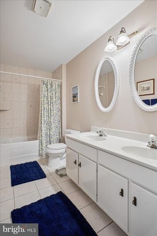 5705 PATRICK OROARKE CT, Fairfax Station, VA 22039