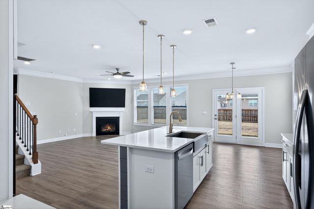 5443 Cherwell Avenue, Boiling Springs, SC 29316