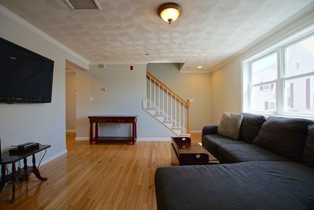 13 Endicott St 1, Peabody, MA 01960