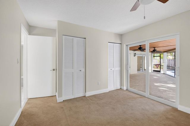 966 NW 37th Avenue, Delray Beach, FL 33445
