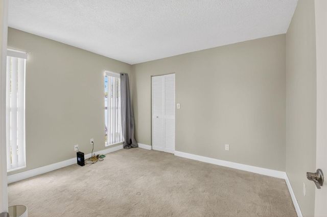 966 NW 37th Avenue, Delray Beach, FL 33445