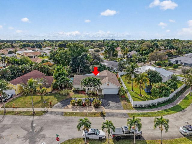 966 NW 37th Avenue, Delray Beach, FL 33445