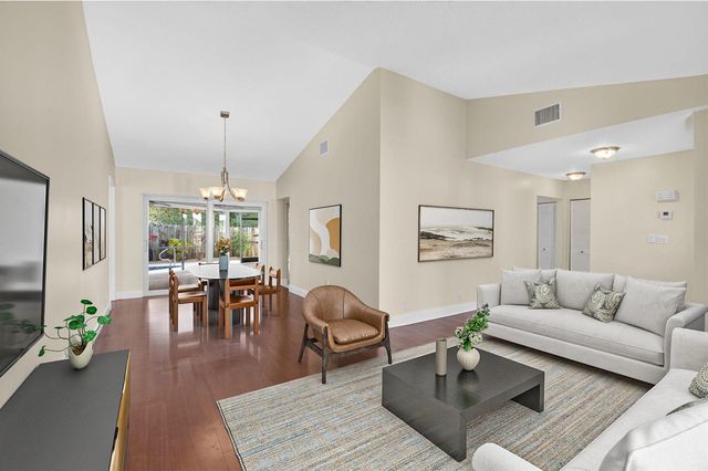 966 NW 37th Avenue, Delray Beach, FL 33445