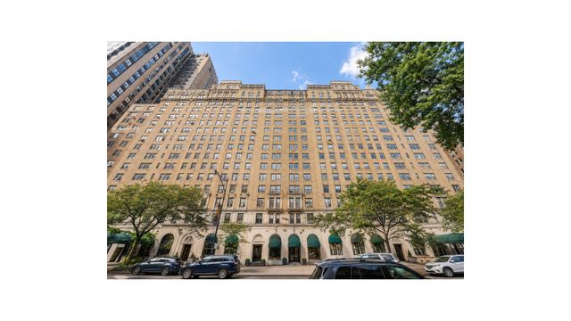 333 W 56th St Apt 9L, New York City, NY 10019