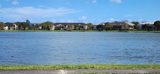 5005 Wiles Road 106, Coconut Creek, FL 33073