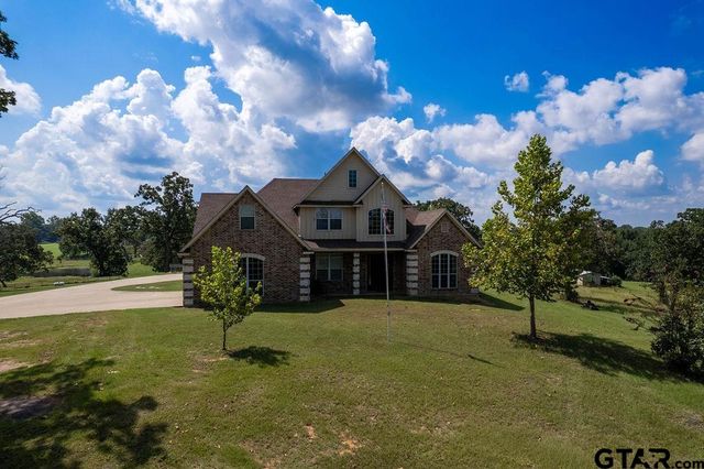 4149 An County Rd 2202, Palestine, TX 75803