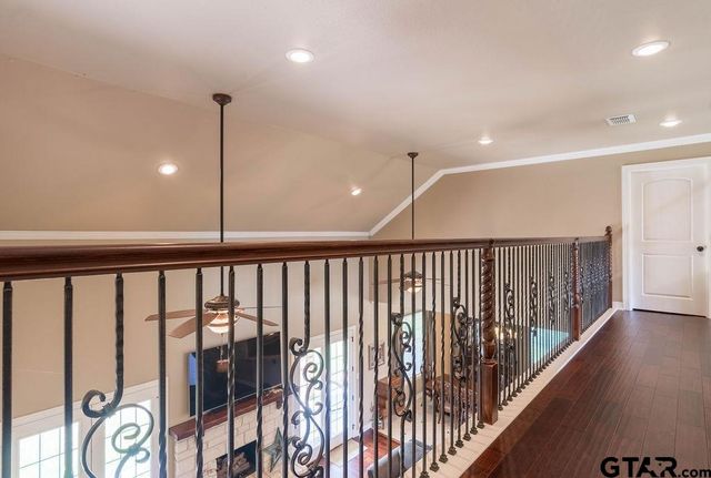 4149 An County Rd 2202, Palestine, TX 75803