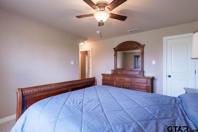 4149 An County Rd 2202, Palestine, TX 75803