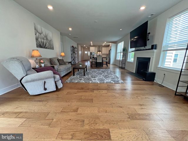106 LILAC CT, Coatesville, PA 19320
