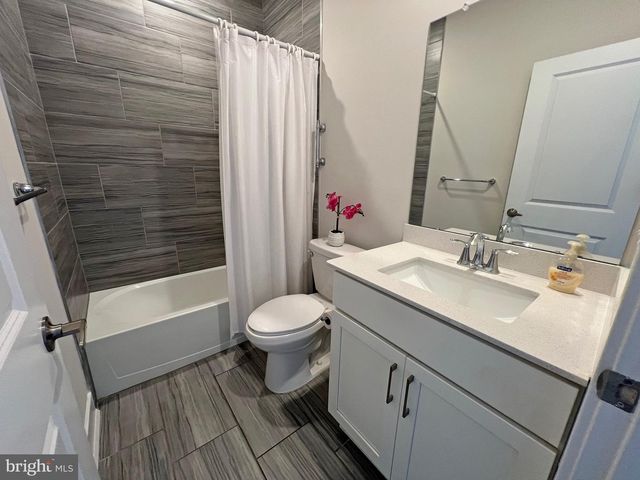 106 LILAC CT, Coatesville, PA 19320