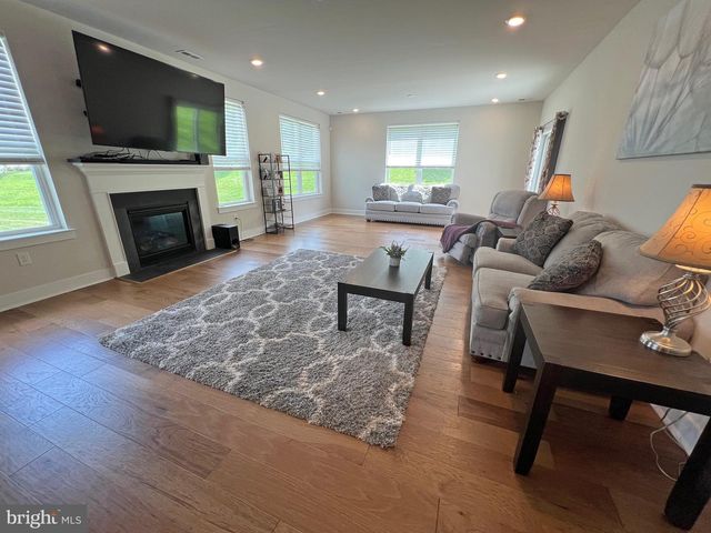 106 LILAC CT, Coatesville, PA 19320