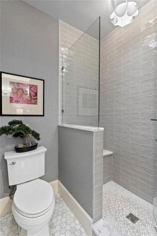 161 15TH AVENUE NE, St Petersburg, FL 33704