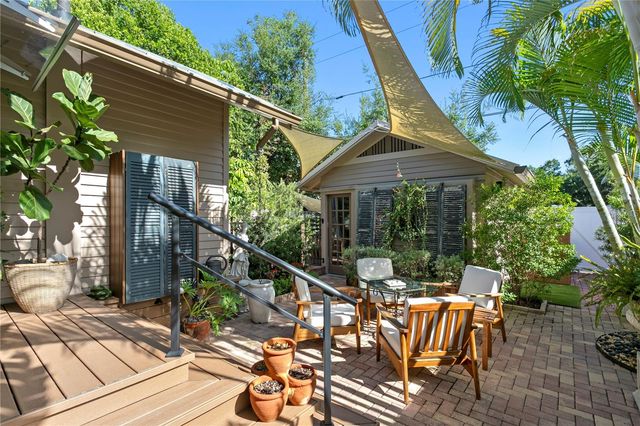 161 15TH AVENUE NE, St Petersburg, FL 33704