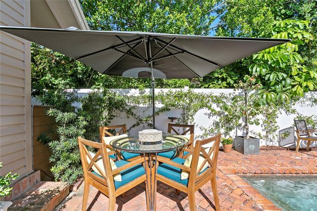 161 15TH AVENUE NE, St Petersburg, FL 33704