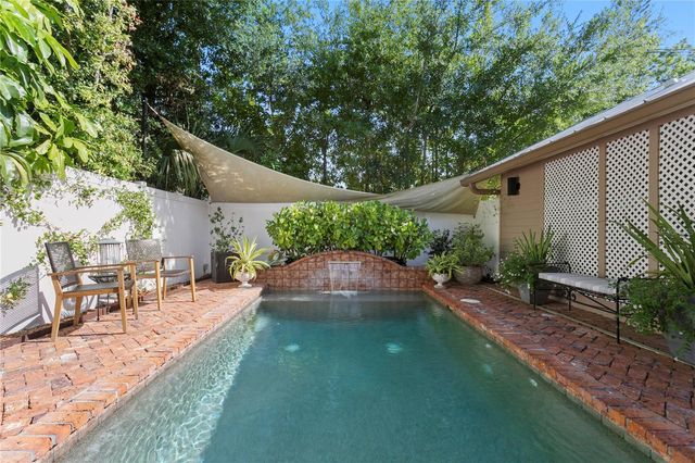 161 15TH AVENUE NE, St Petersburg, FL 33704