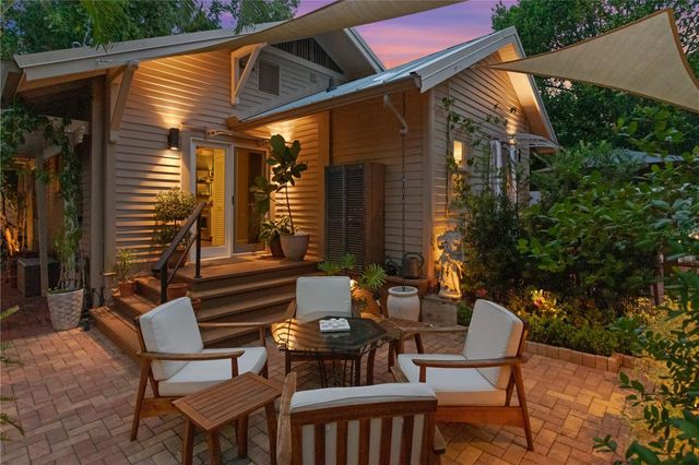 161 15TH AVENUE NE, St Petersburg, FL 33704