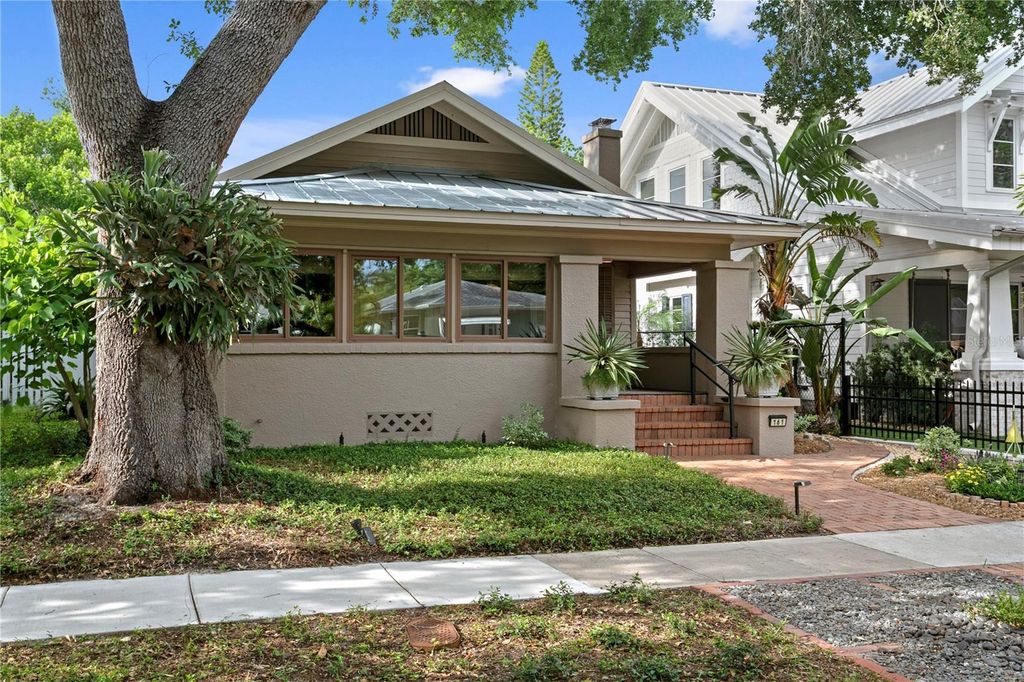 161 15TH AVENUE NE, St Petersburg, FL 33704