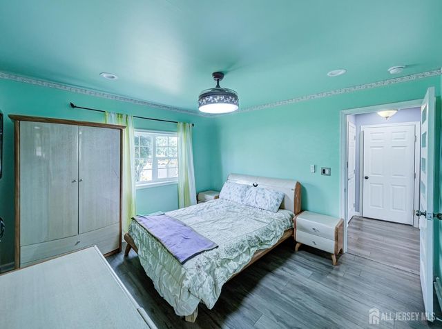 75 School Street, Piscataway, NJ 08854