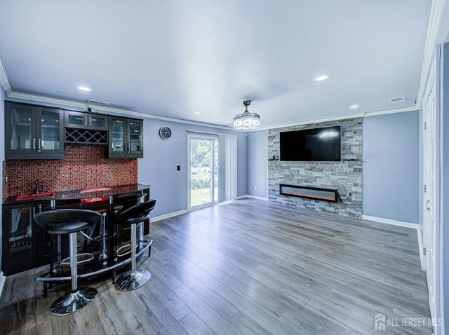 75 School Street, Piscataway, NJ 08854