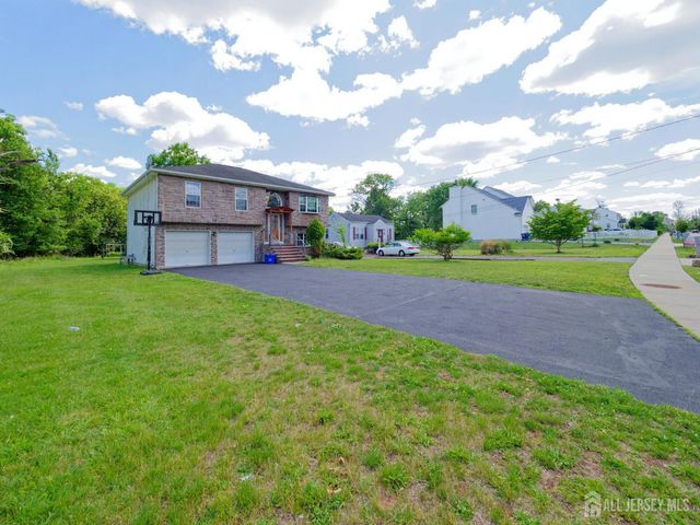 75 School Street, Piscataway, NJ 08854
