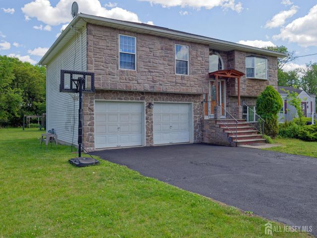75 School Street, Piscataway, NJ 08854