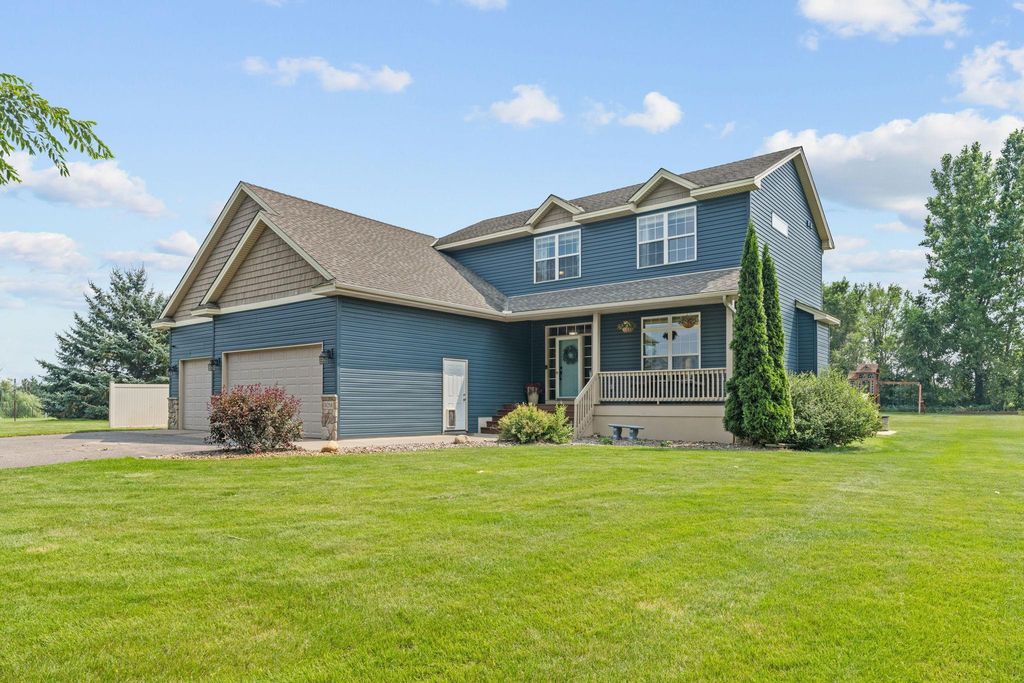 14254 Lincoln Street NE, Ham Lake, MN 55304