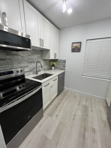 2060 NE 1st Street 16, Deerfield Beach, FL 33441