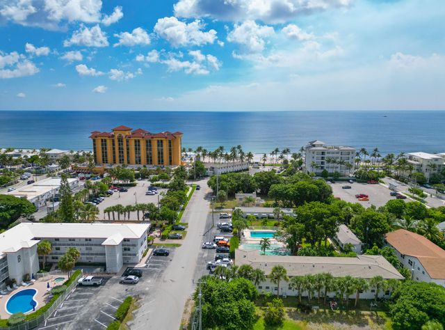 2060 NE 1st Street 16, Deerfield Beach, FL 33441