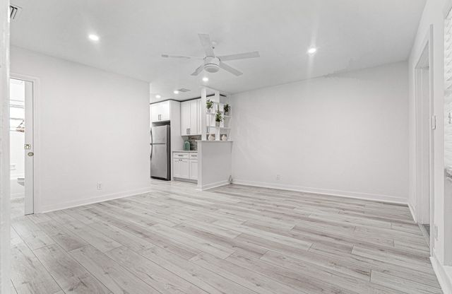 2060 NE 1st Street 16, Deerfield Beach, FL 33441
