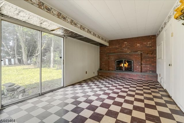 125 Clover Hill Dr, Mount Olive Twp., NJ 07836