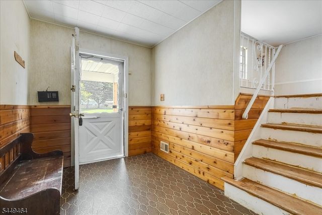 125 Clover Hill Dr, Mount Olive Twp., NJ 07836