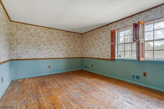 125 Clover Hill Dr, Mount Olive Twp., NJ 07836