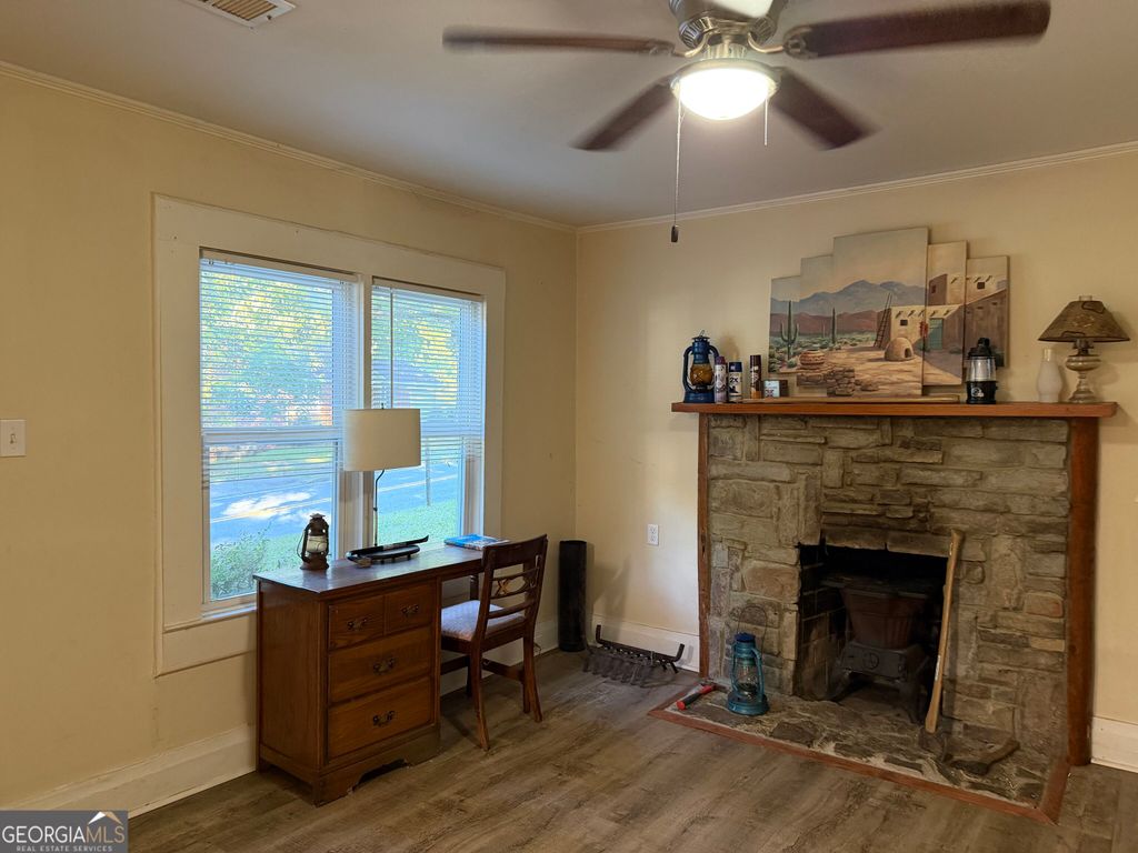 263 S Pond Street, Toccoa, GA 30577 — photo 4