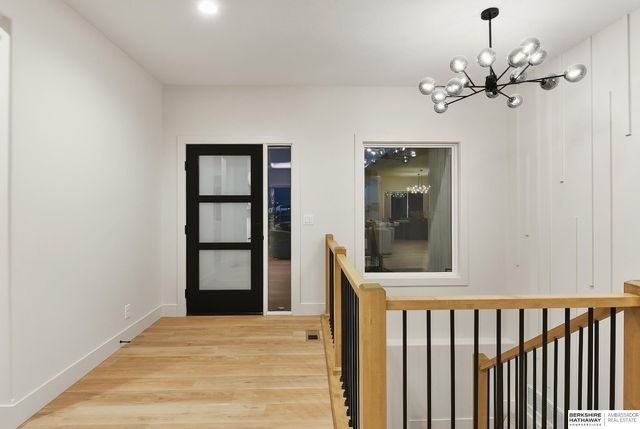 20702 Vernon Avenue, Elkhorn, NE 68022