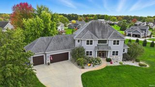 1218 S Honeybee Court, Warsaw, IN 46580