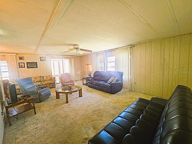 39820 US HIGHWAY 19 N 182, Tarpon Springs, FL 34689