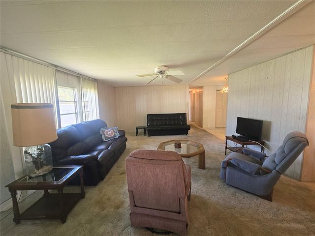 39820 US HIGHWAY 19 N 182, Tarpon Springs, FL 34689