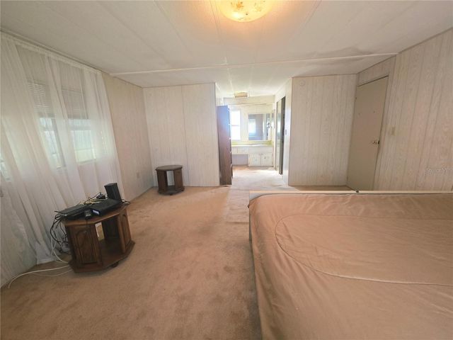 39820 US HIGHWAY 19 N 182, Tarpon Springs, FL 34689