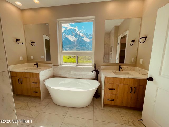 5741 S Gates Street, Palmer, AK 99645