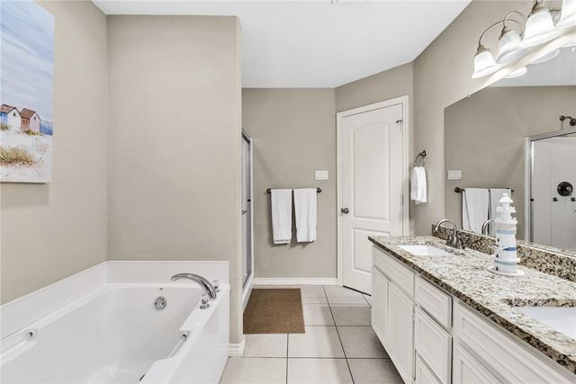 15417 GUN CAY Ct B, Corpus Christi, TX 78418