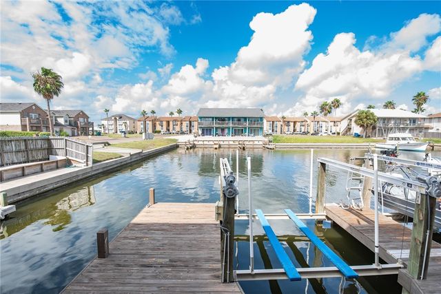 15417 GUN CAY Ct B, Corpus Christi, TX 78418