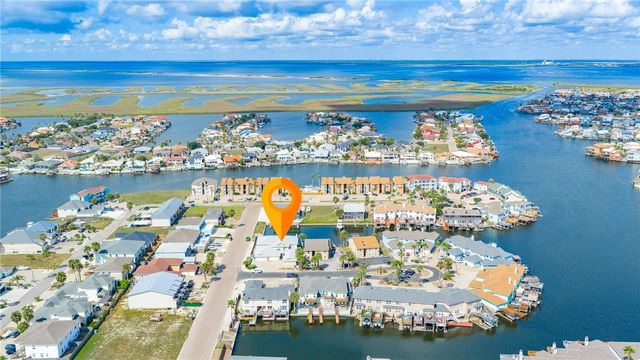 15417 GUN CAY Ct B, Corpus Christi, TX 78418