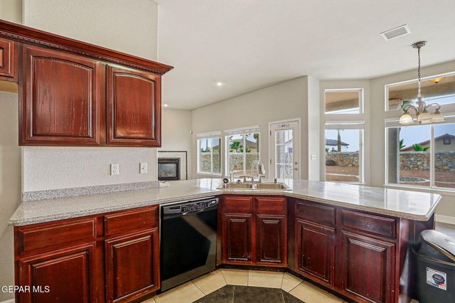 7371 9TH Street, Canutillo, TX 79835