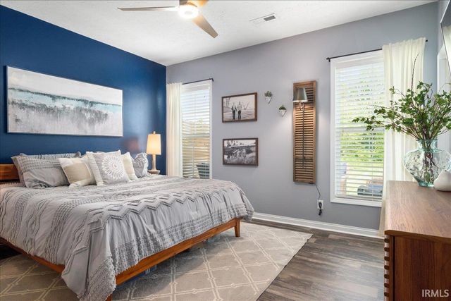 212 W Stellar Way, Huntingburg, IN 47542