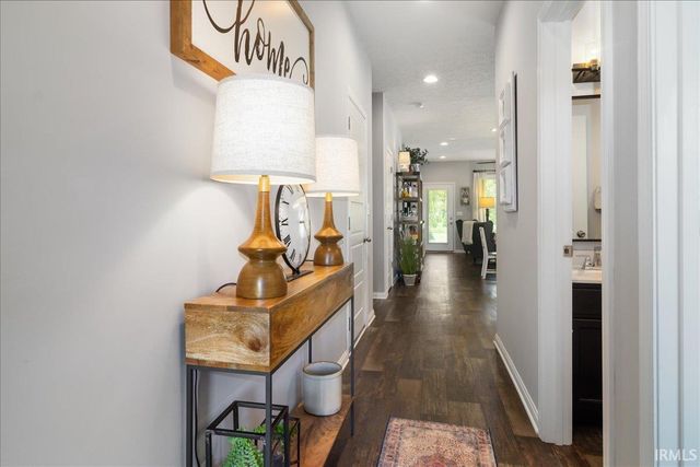 212 W Stellar Way, Huntingburg, IN 47542