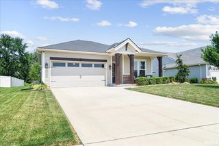 212 W Stellar Way, Huntingburg, IN 47542